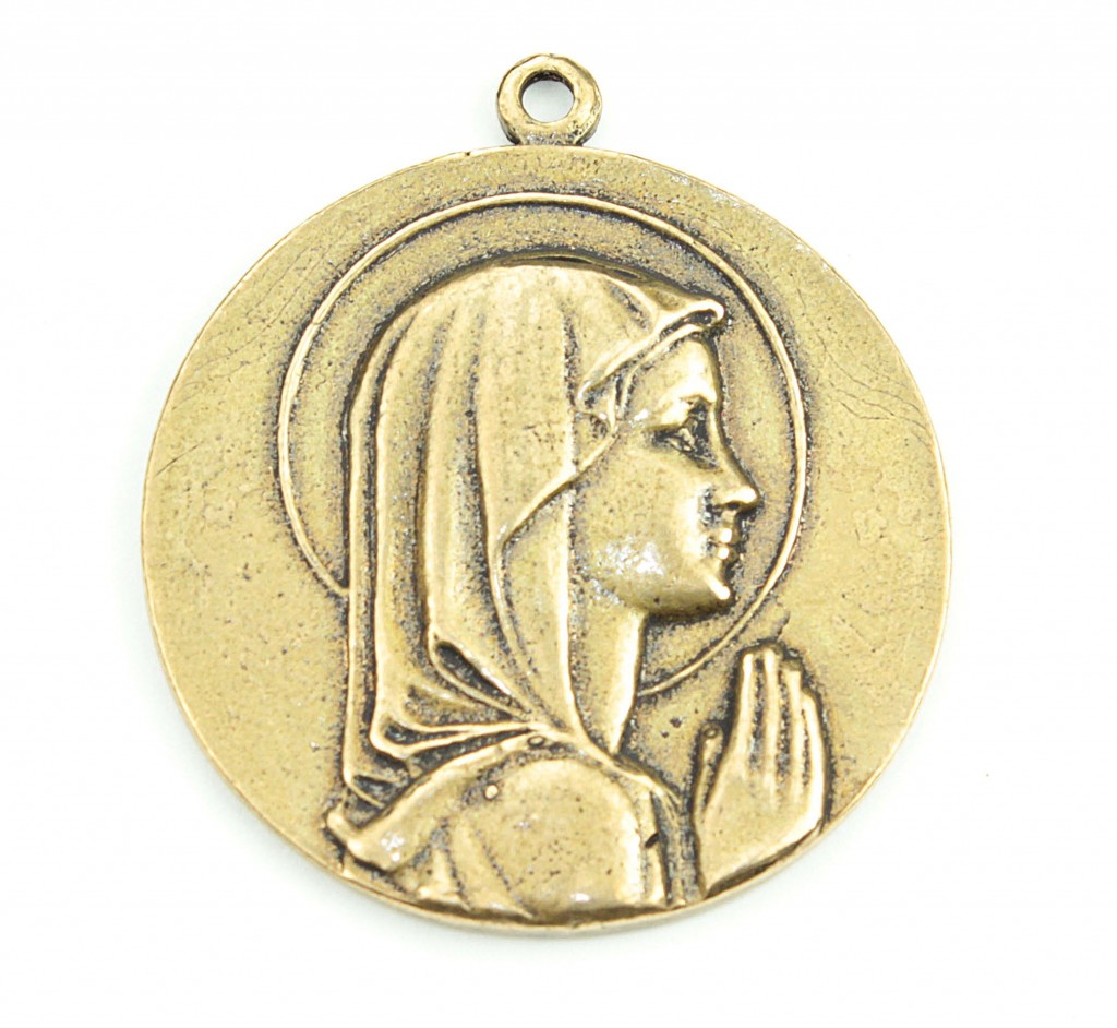 Mother Virgin Mary Prayer Pendant | 3699