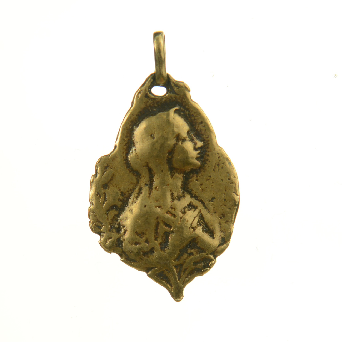 Leaf Shaped Decorative Medallion | 4087